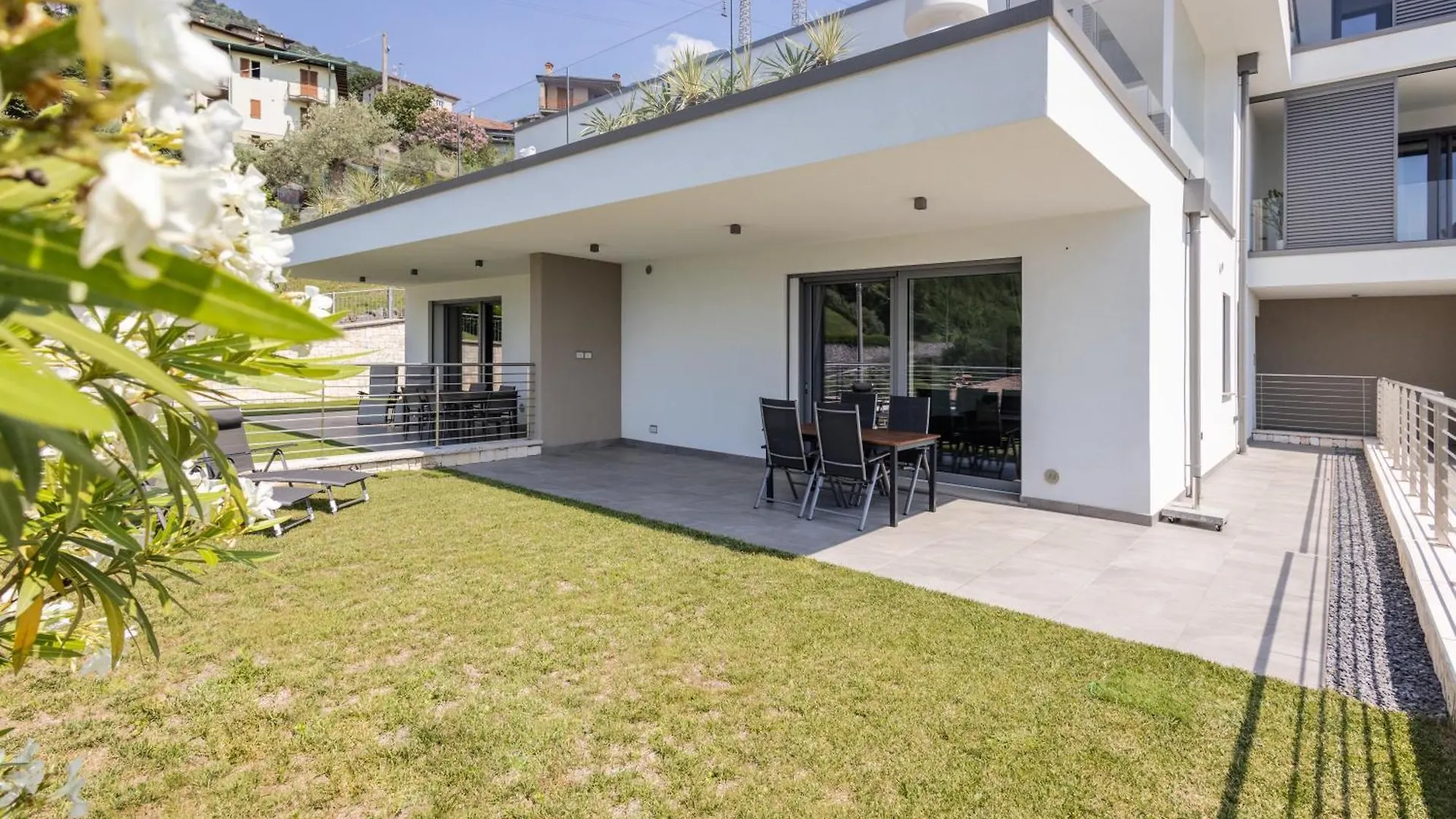 Iseolakerental - Il Nido Al Sole Costa Volpino 0*,