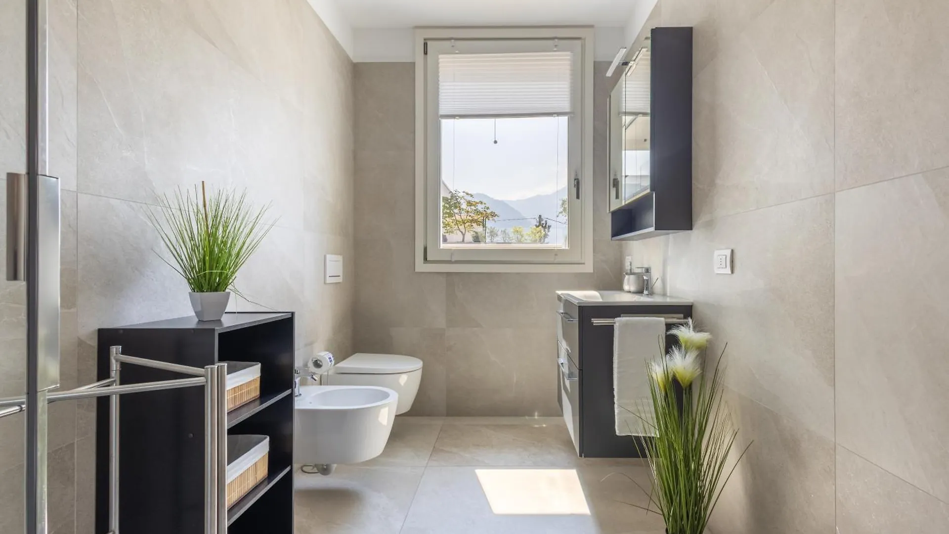 Iseolakerental - Il Nido Al Sole Costa Volpino Apartman